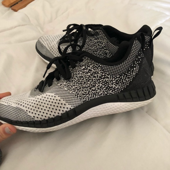 Reebok Shoes - Tennis Shoes